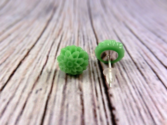 Preview: Ohrstecker Blume Harz Cabochon Aster Chrysantheme